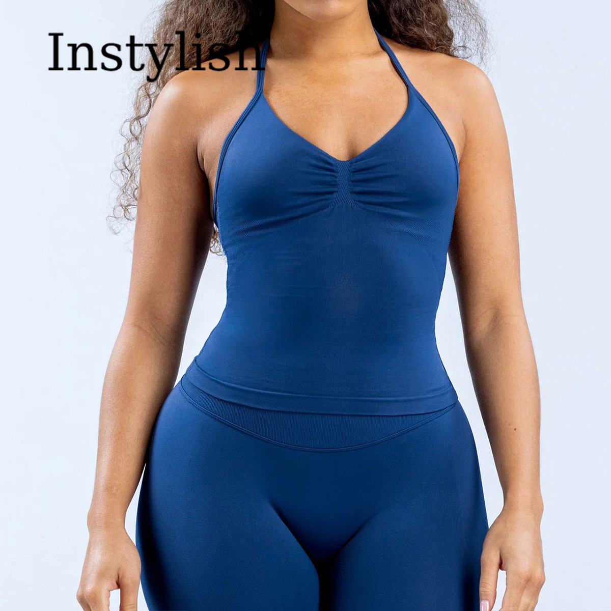 طقم يوجا نسائي من قطعتين بدون  - مراجعة Yoga Fitness Usa وسعره